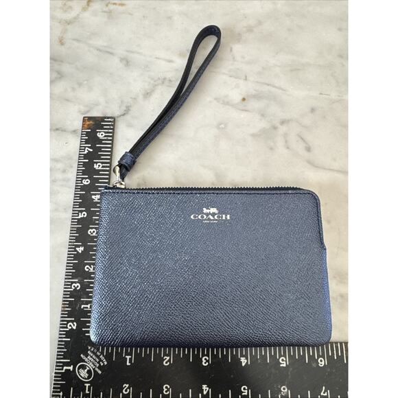 Coach Navy Metallic Crossgrain Leather Corner Zip Wristlet NEW F21070 - Picture 6 of 6